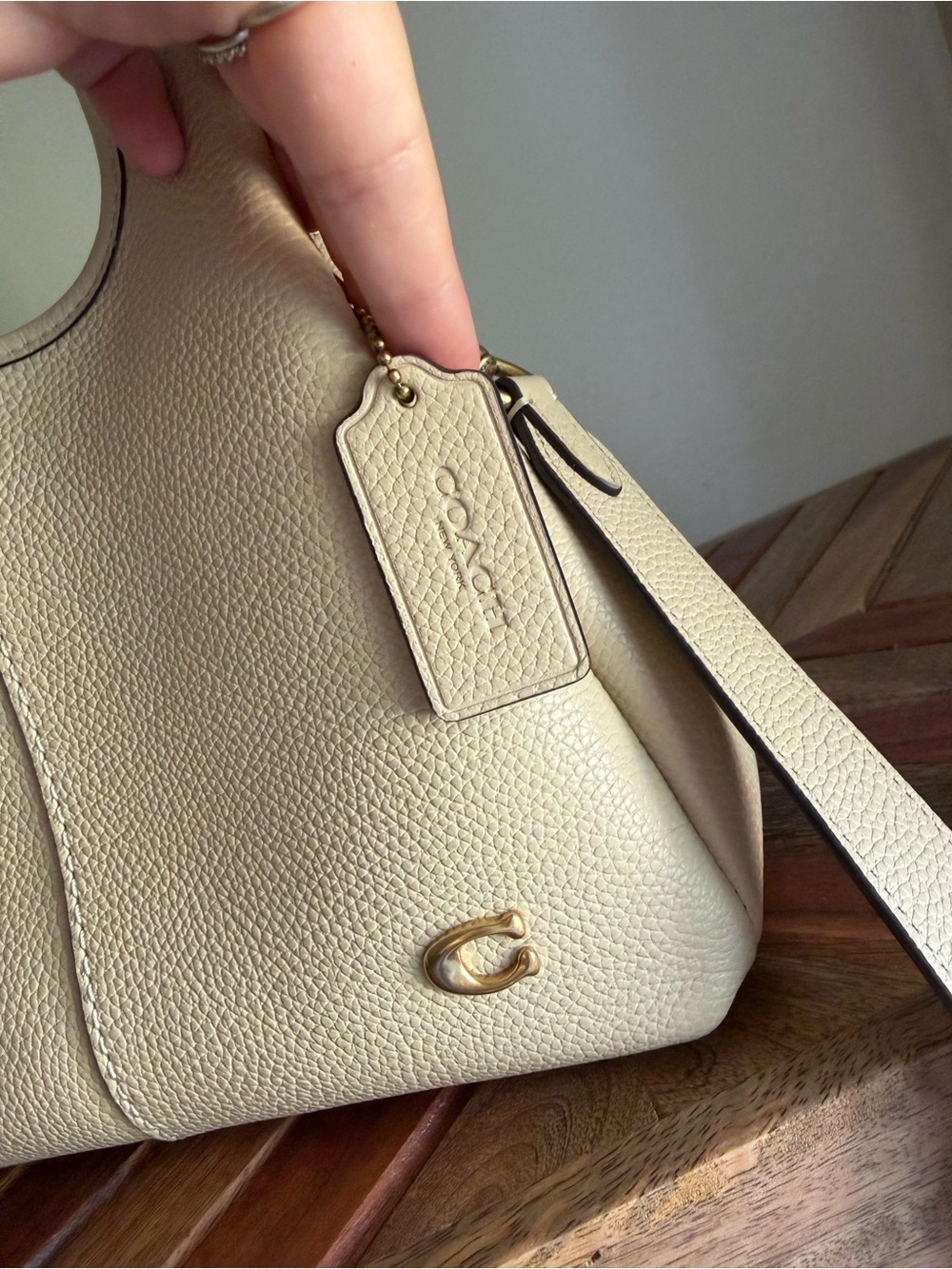 Coach Lana 23 Pebbled Leather Cream Shoulder Bag with Removable Strap - Picture 6 of 9